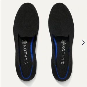 NWOT! Rothy’s black Loafer